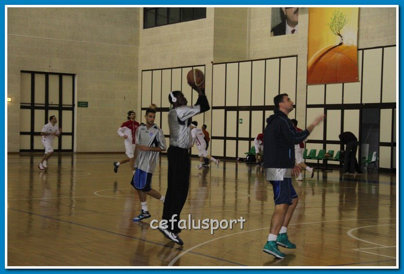 121223 Aquila 030_tn.jpg